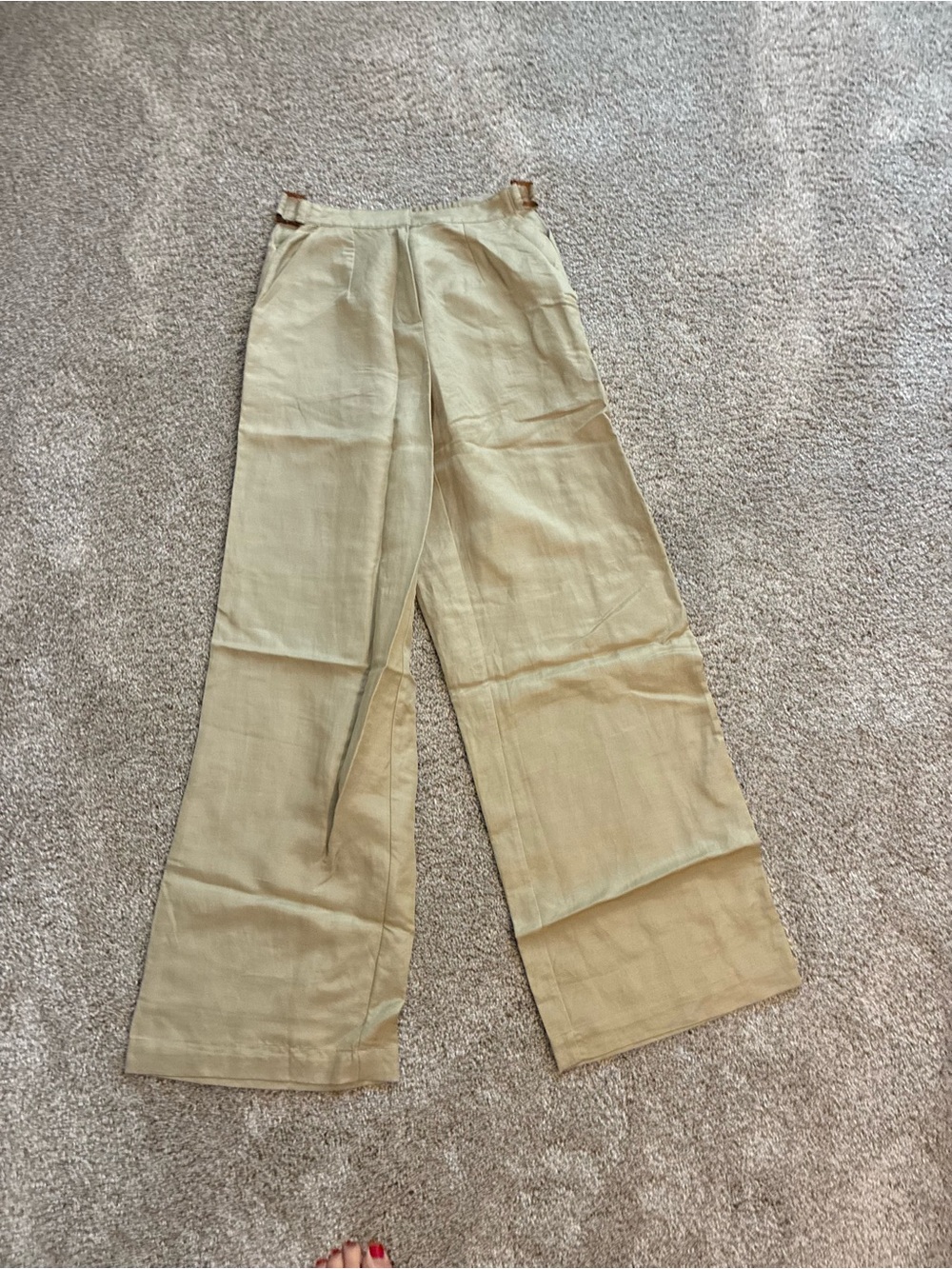 Brand new, Women’s Wide-Leg Linen Blend Pants in Light Khaki